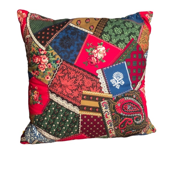 Throw Pillow Floral Patches 15x15 Red Roses Paisley Country Cottagecore Holiday - Picture 1 of 4